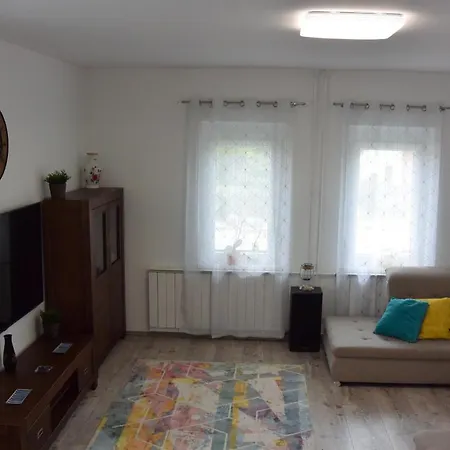 Cherry Tree Cottage, * Balatonszárszó