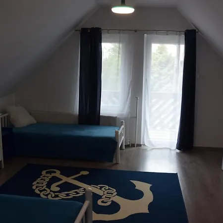 Cherry Tree Cottage, 펜션 *