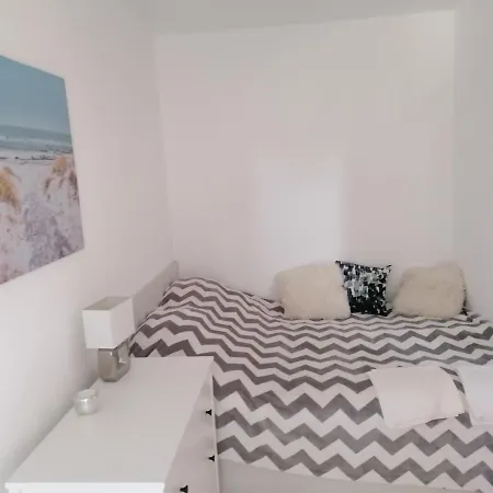 Cherry Tree Cottage, 펜션 Balatonszárszó